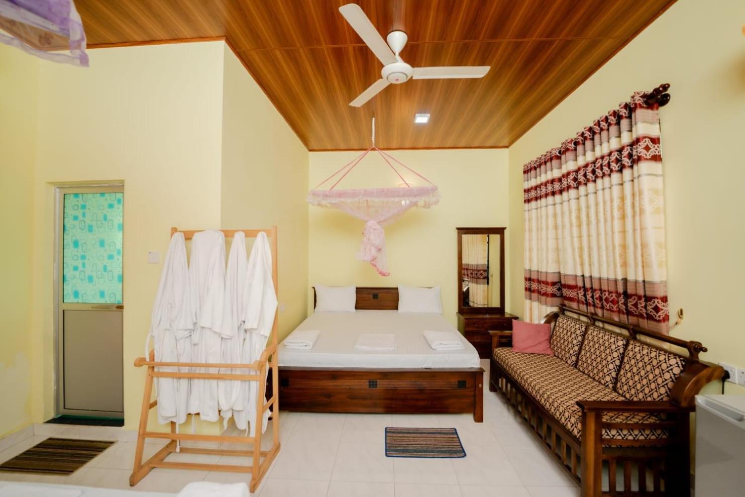 Suwani Pinnawala Homestay Pinnawala (Kegalle) Exterior foto