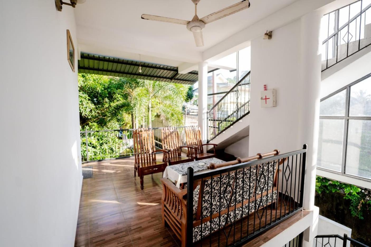 Suwani Pinnawala Homestay Pinnawala (Kegalle) Exterior foto