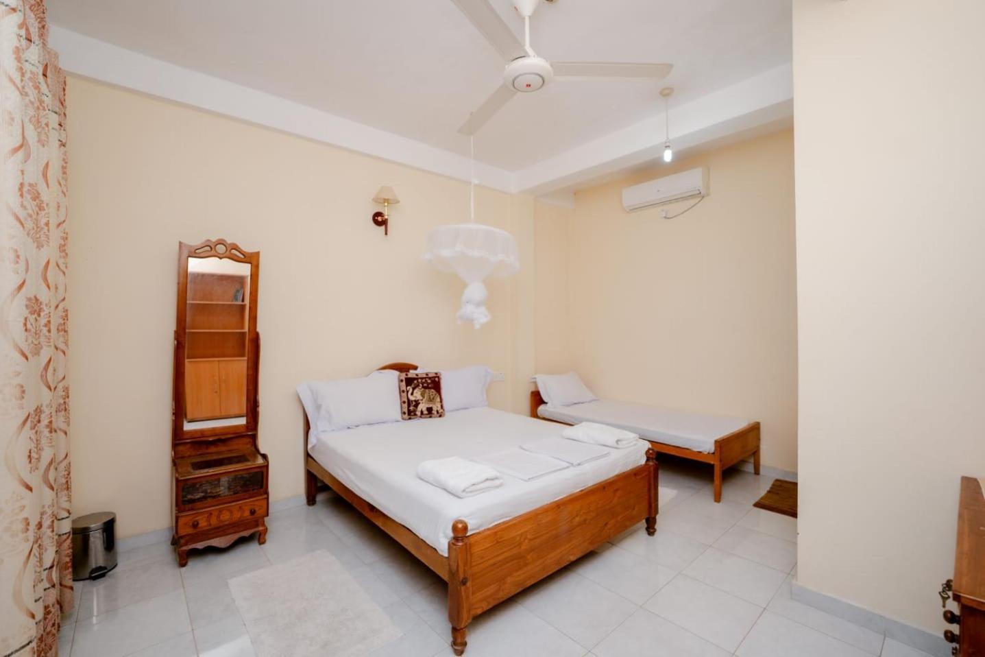 Suwani Pinnawala Homestay Pinnawala (Kegalle) Exterior foto