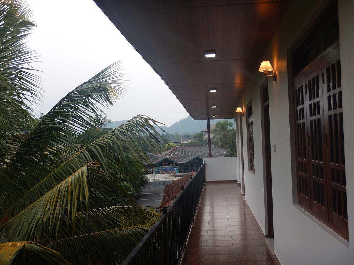 Suwani Pinnawala Homestay Pinnawala (Kegalle) Exterior foto